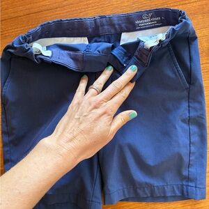 Vineyard Vines Women's Navy Performance Bermudas